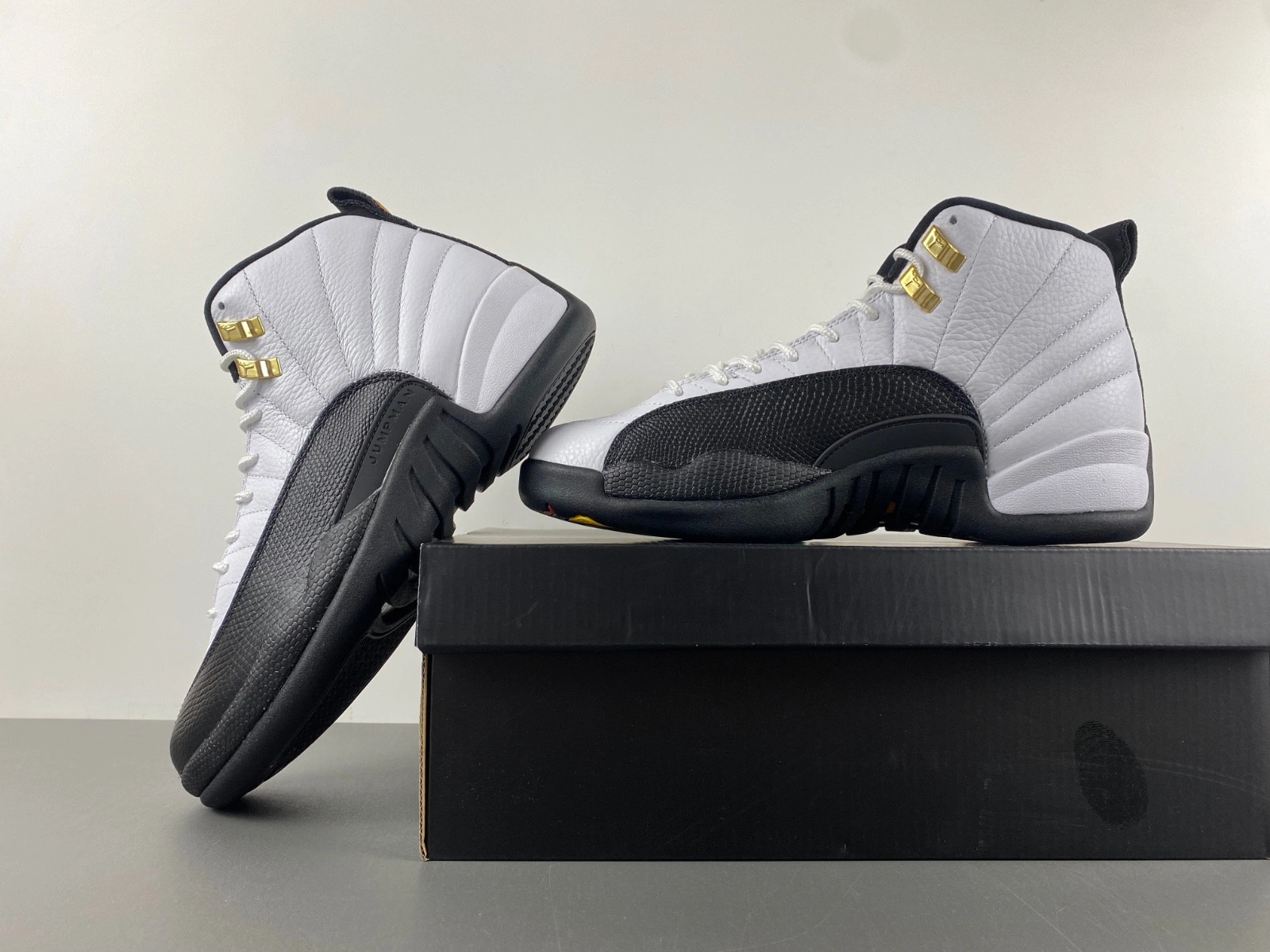 Jordan 12 Retro Taxi (2018) - 130690-125