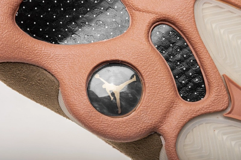 Jordan 13 Retro Low Clot Sepia Stone  AT3102-200