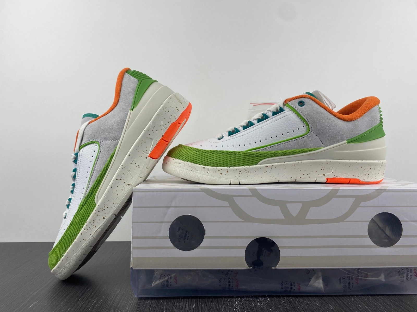 Jordan 2 Retro Low TITAN (W) - DV6206-183
