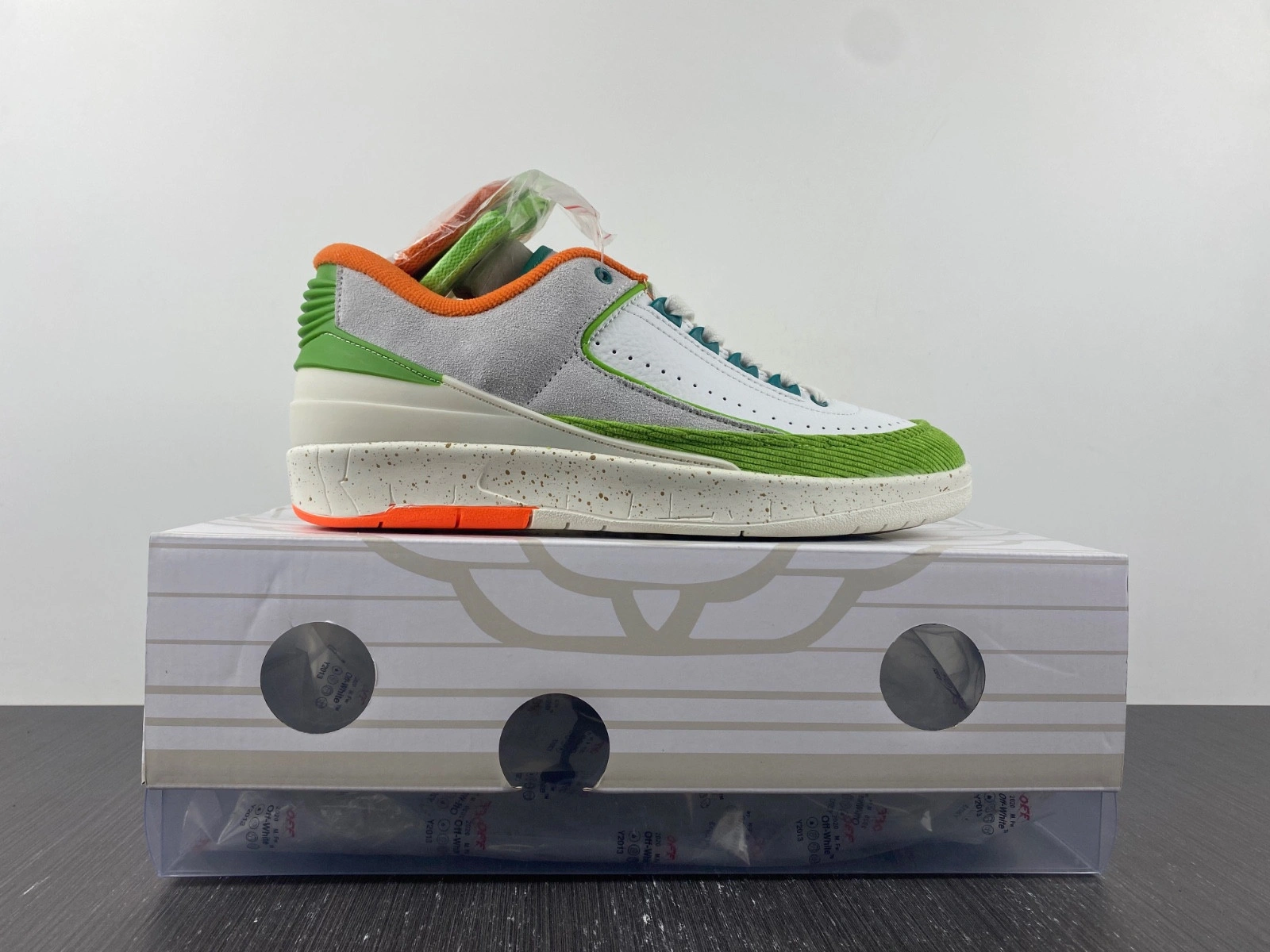 Jordan 2 Retro Low TITAN (W) - DV6206-183