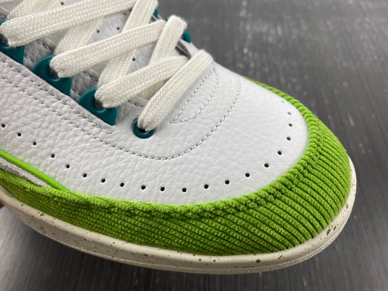 Jordan 2 Retro Low TITAN (W) - DV6206-183