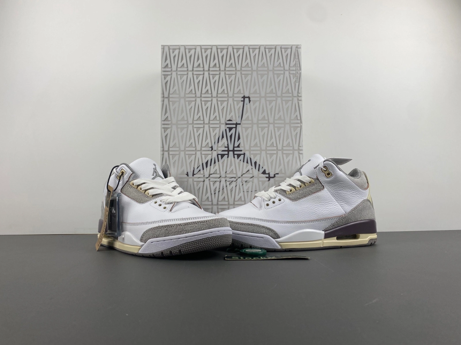 Jordan 3 Retro A Ma Maniére (W) - DH3434-110