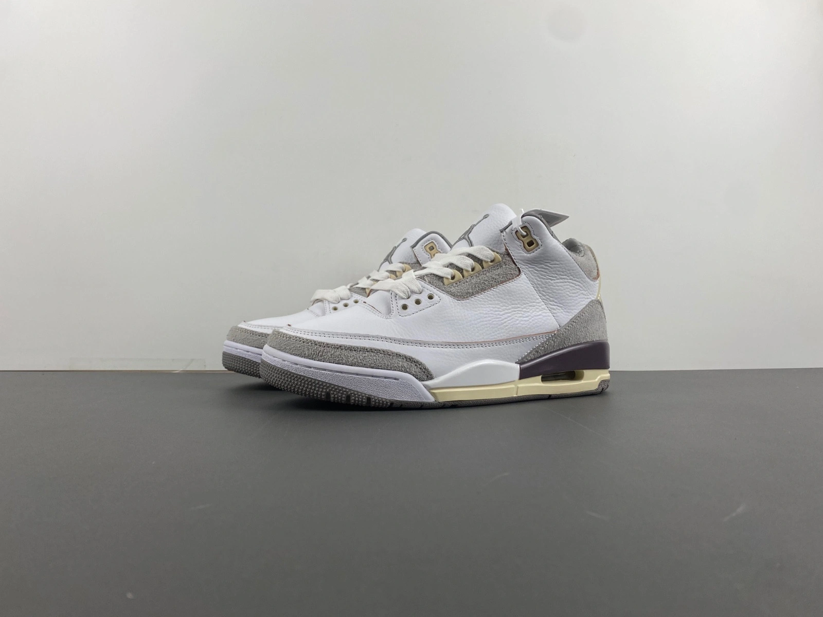 Jordan 3 Retro A Ma Maniére (W) - DH3434-110