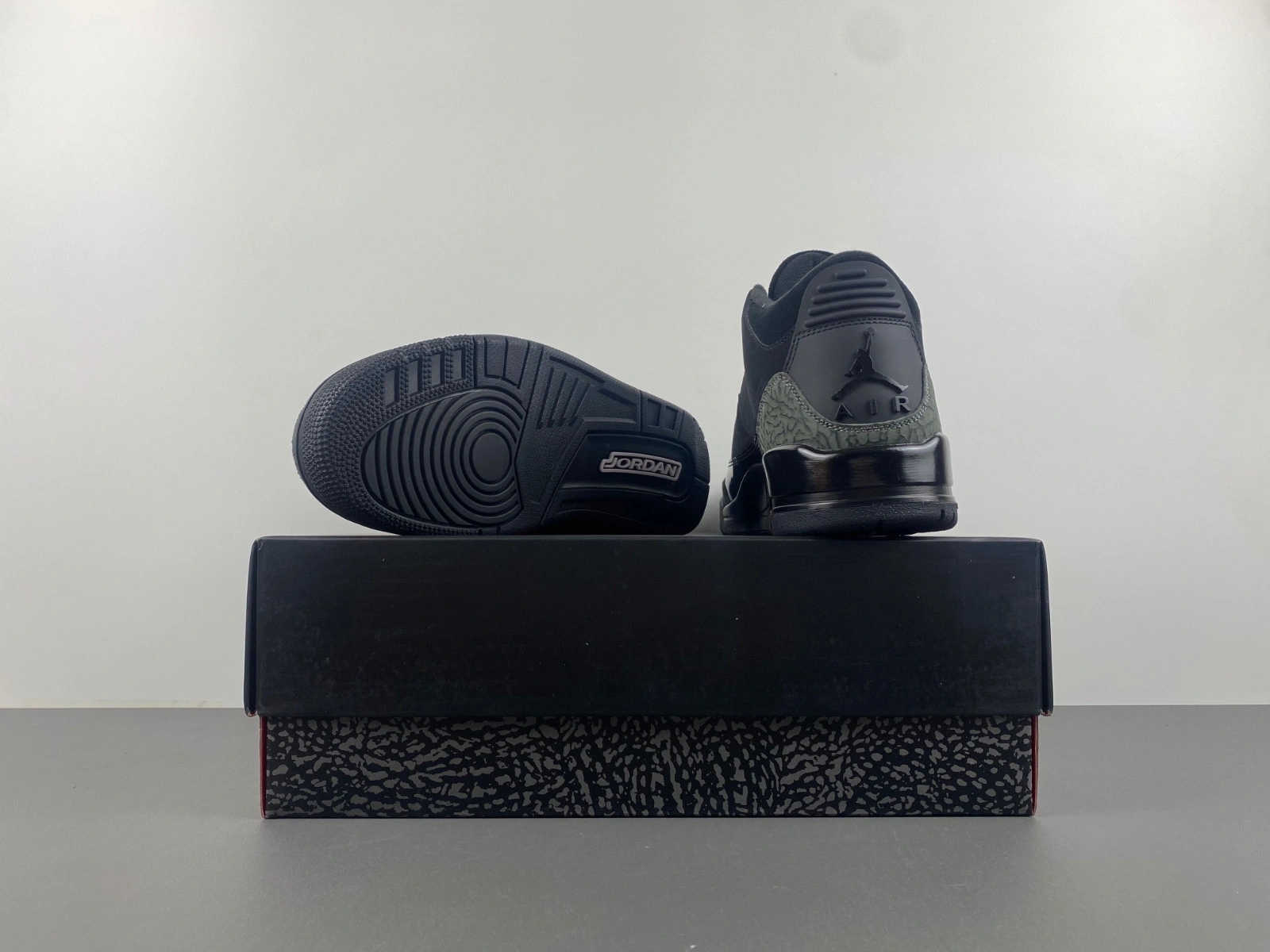 Jordan 3 Retro Black Cat Men's 136064-002
