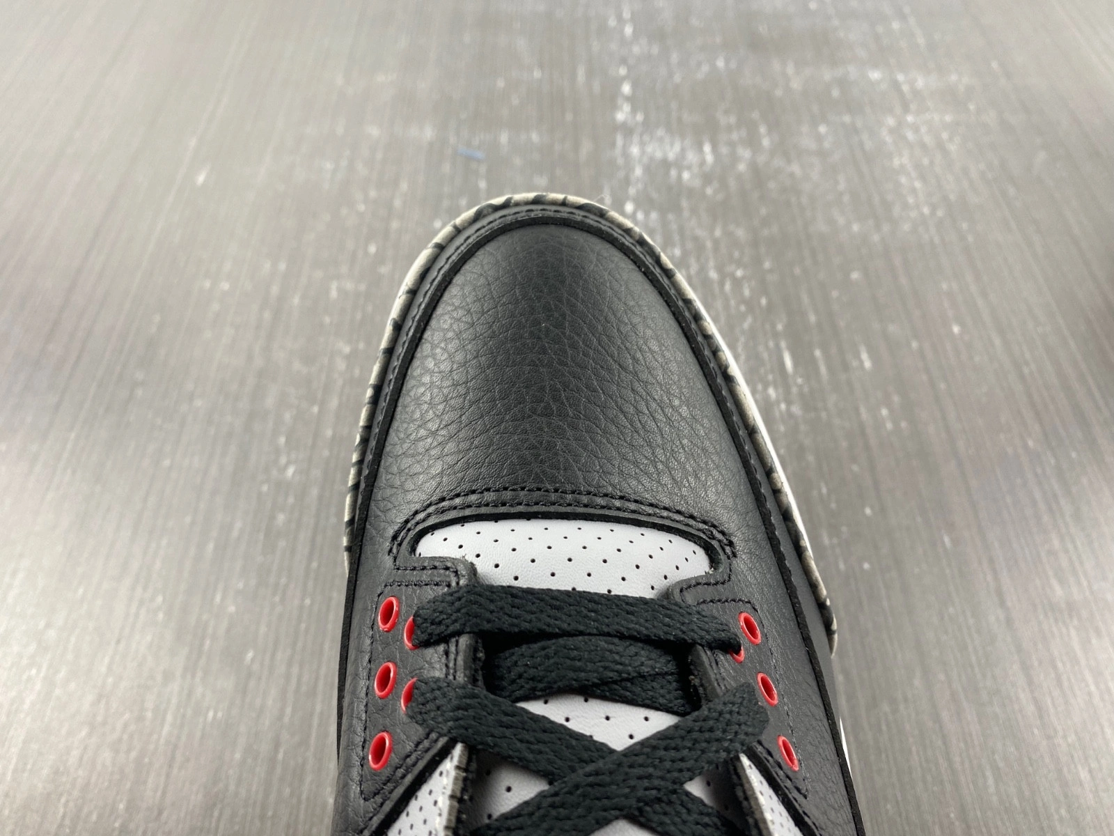 Jordan 3 Retro Black Cement (2018)  854262-001