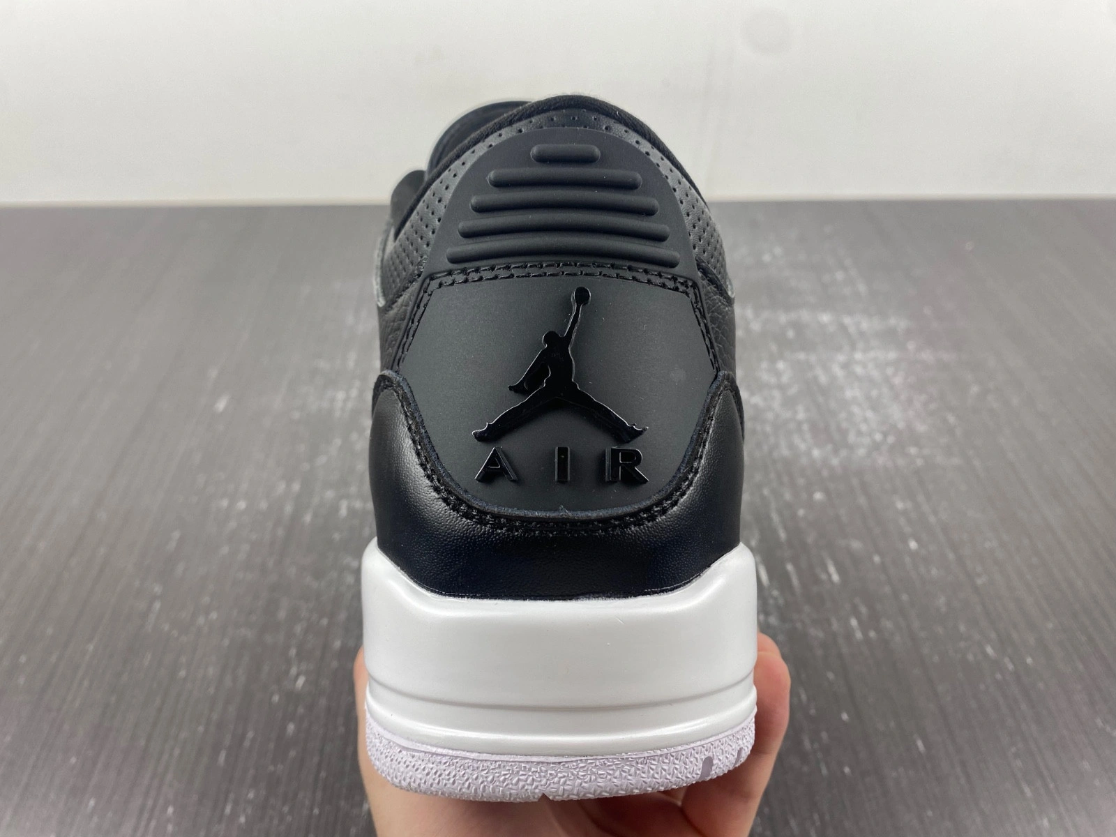 Jordan 3 Retro Cyber Monday (2016) Men's - 136064-020