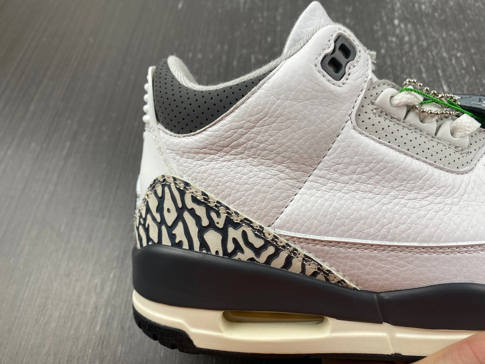 Jordan 3 Retro Hide N' Sneak (GS) - DX6665-100