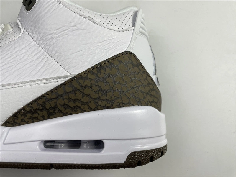 Jordan 3 Retro Mocha (2018) - 136064-122