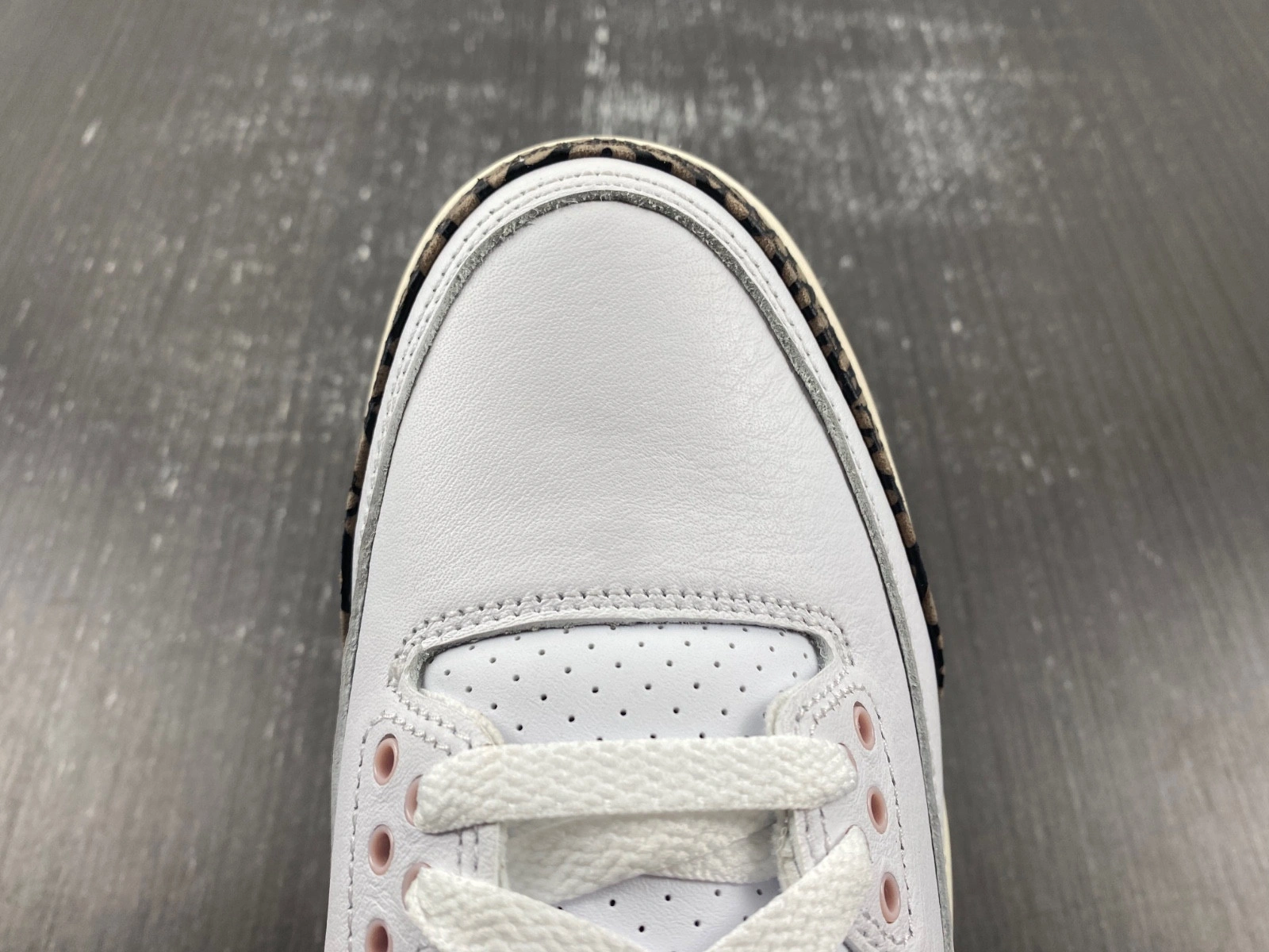 Jordan 3 Retro Neapolitan Dark Mocha (W)  CK9246-102