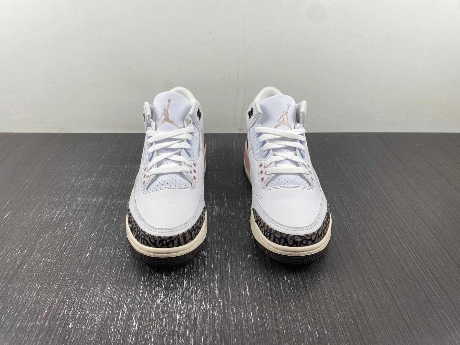 Jordan 3 Retro Neapolitan Dark Mocha (W)  CK9246-102