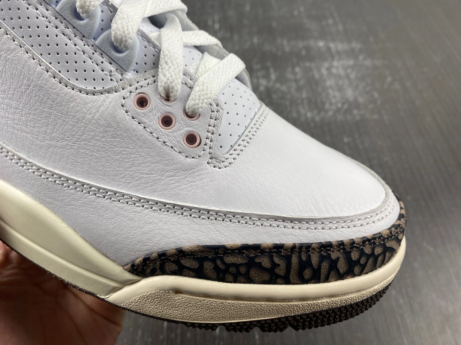 Jordan 3 Retro Neapolitan Dark Mocha (W)  CK9246-102