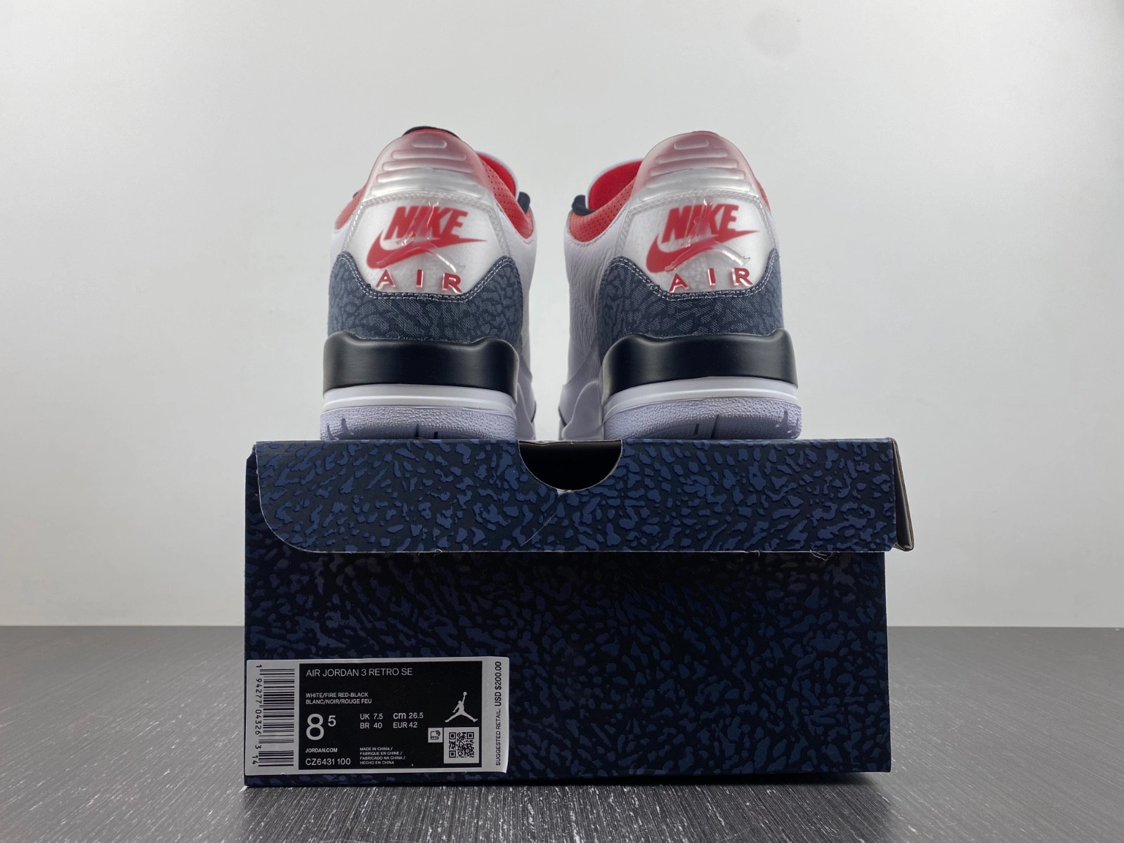 Jordan 3 Retro SE Fire Red Denim (2020) - CZ6431-100