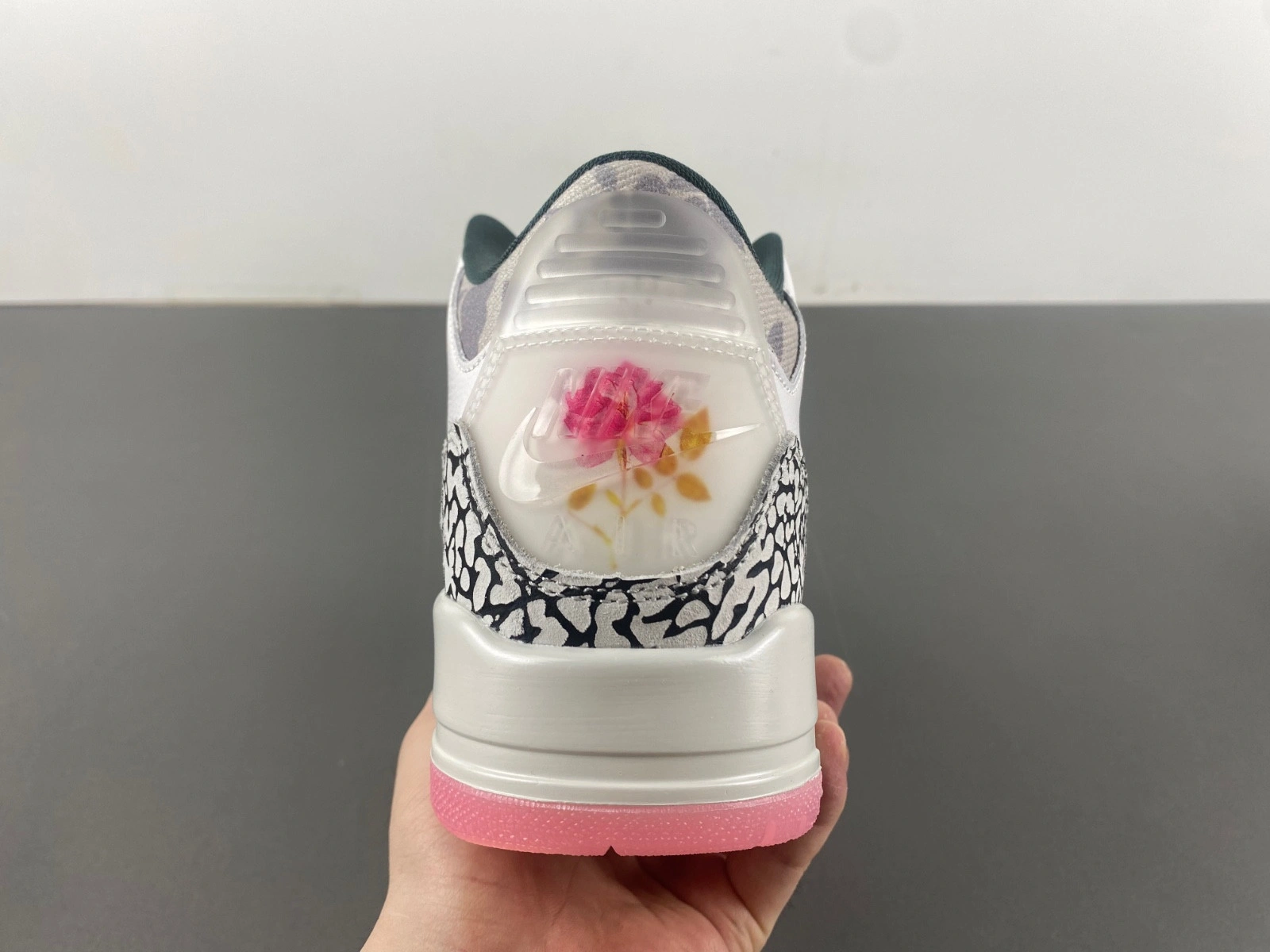 Jordan 3 Retro Wings Men's - HM6993-100