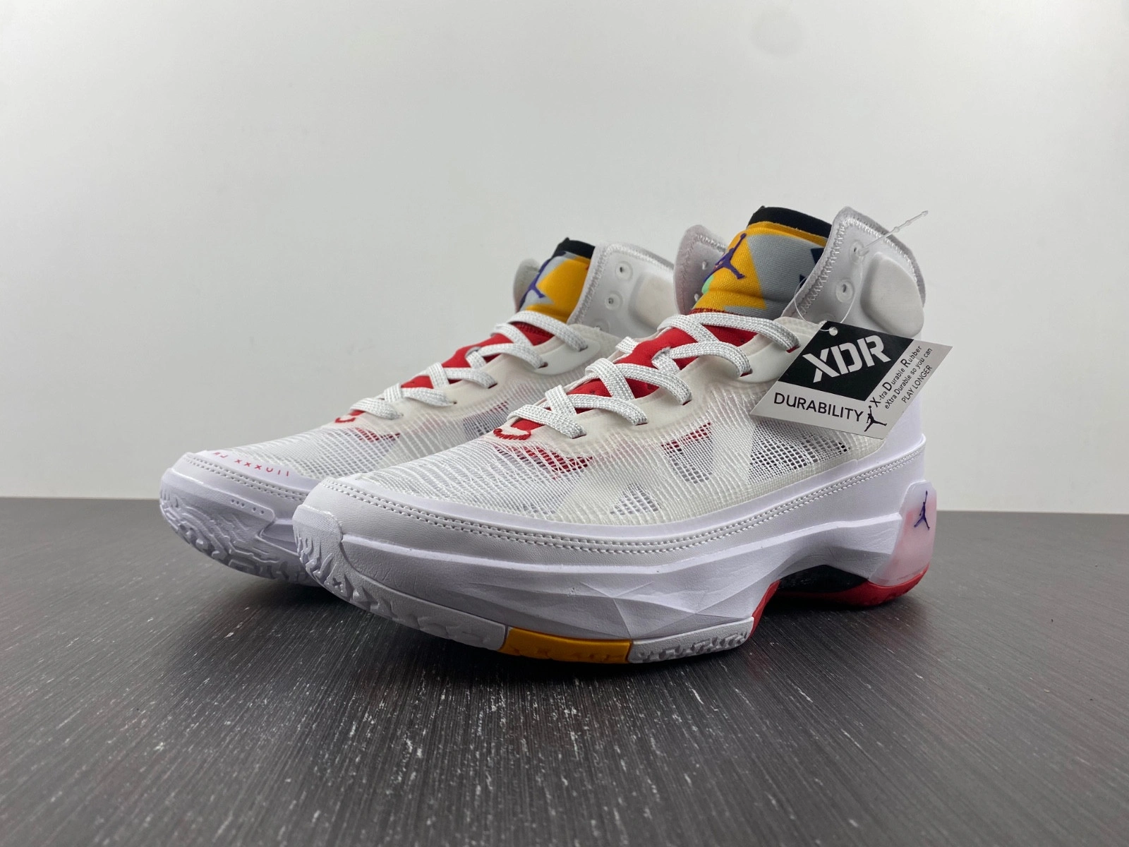 Jordan 37 Hare DD6958-160