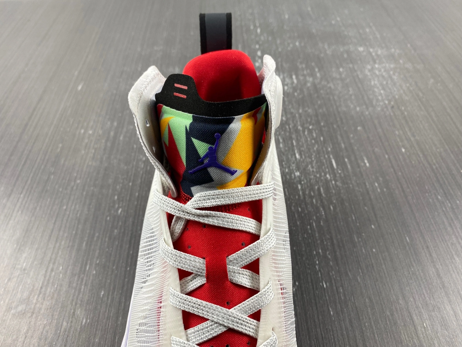 Jordan 37 Hare DD6958-160