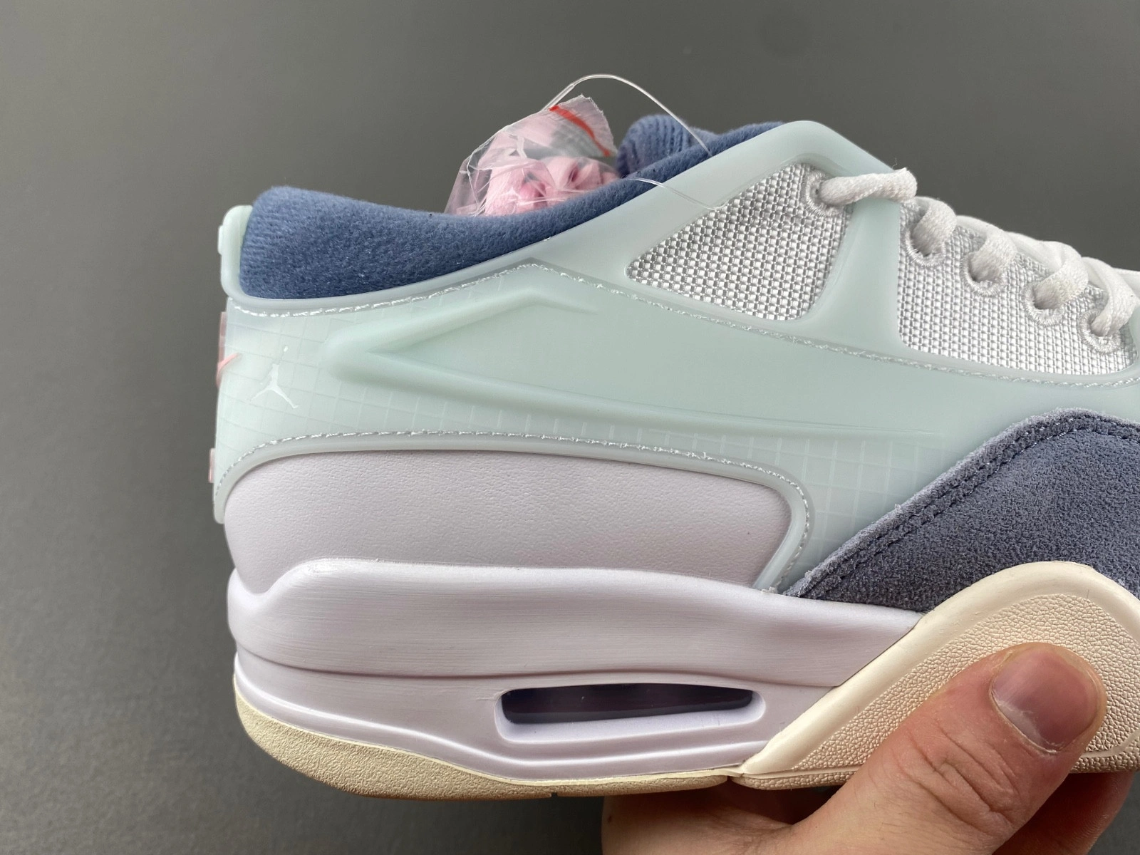 Jordan 4 RM Diffused Blue Ashen Slate  FQ7939-101