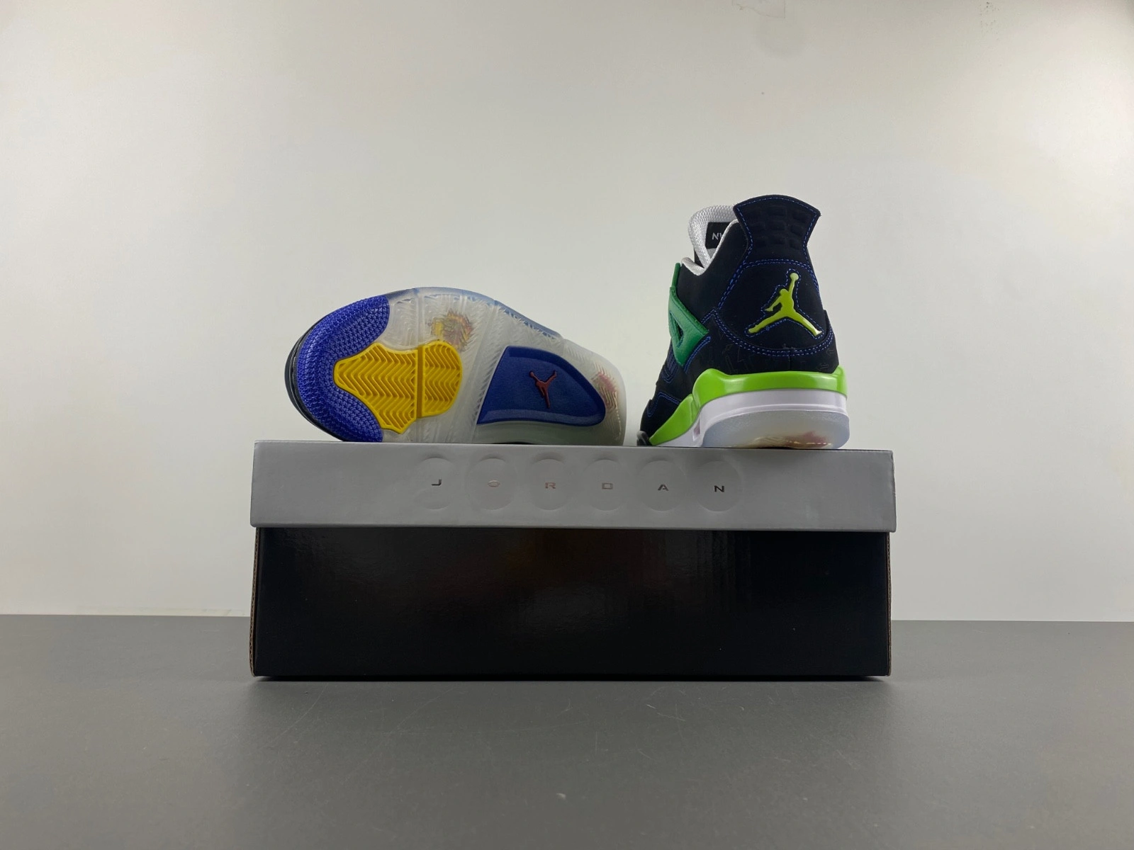 Jordan 4 Retro Doernbecher - 308497-015