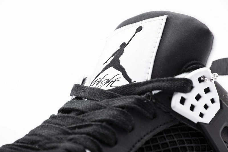 Jordan 4 Retro Fear Pack  626969-030