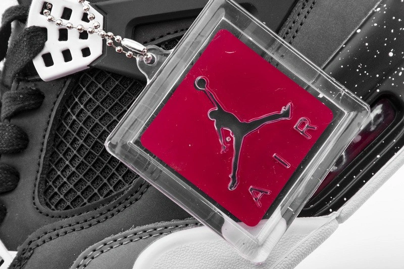Jordan 4 Retro Fear Pack  626969-030