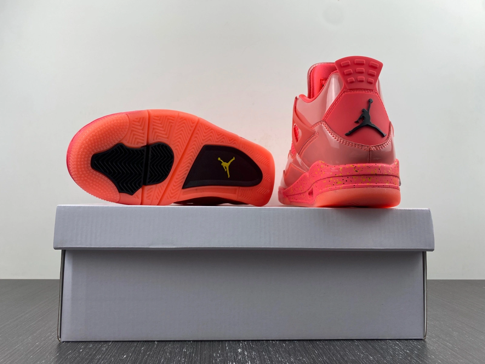 Jordan 4 Retro Hot Punch (W) - AQ9128-600