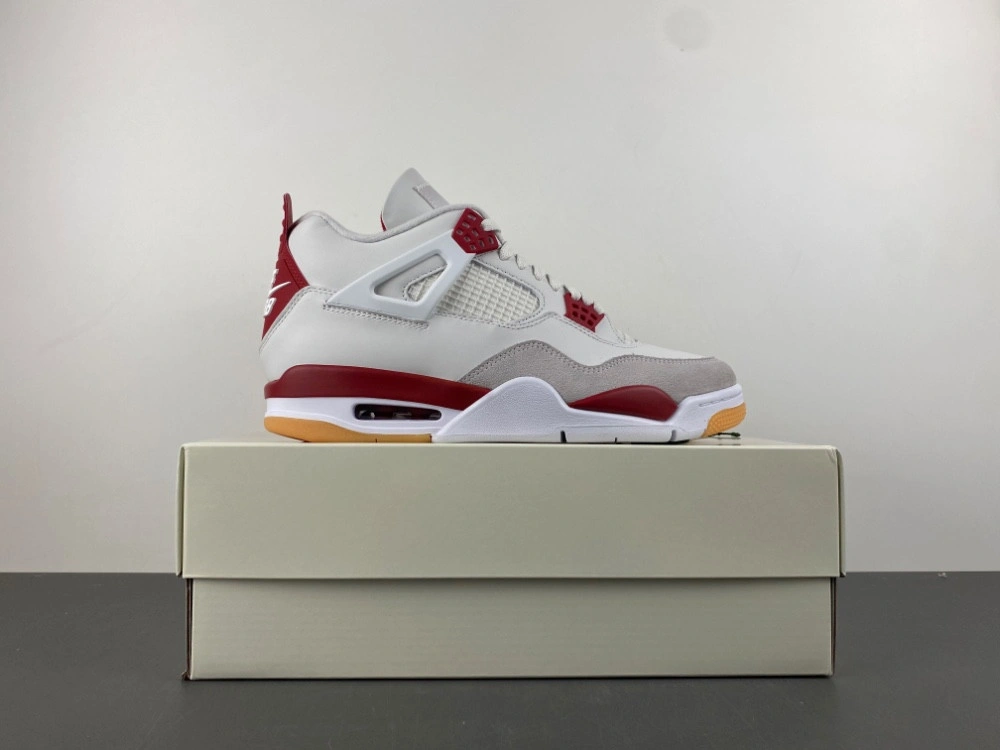 Jordan 4 Retro SB Varsity Red Men's - DR5415-106