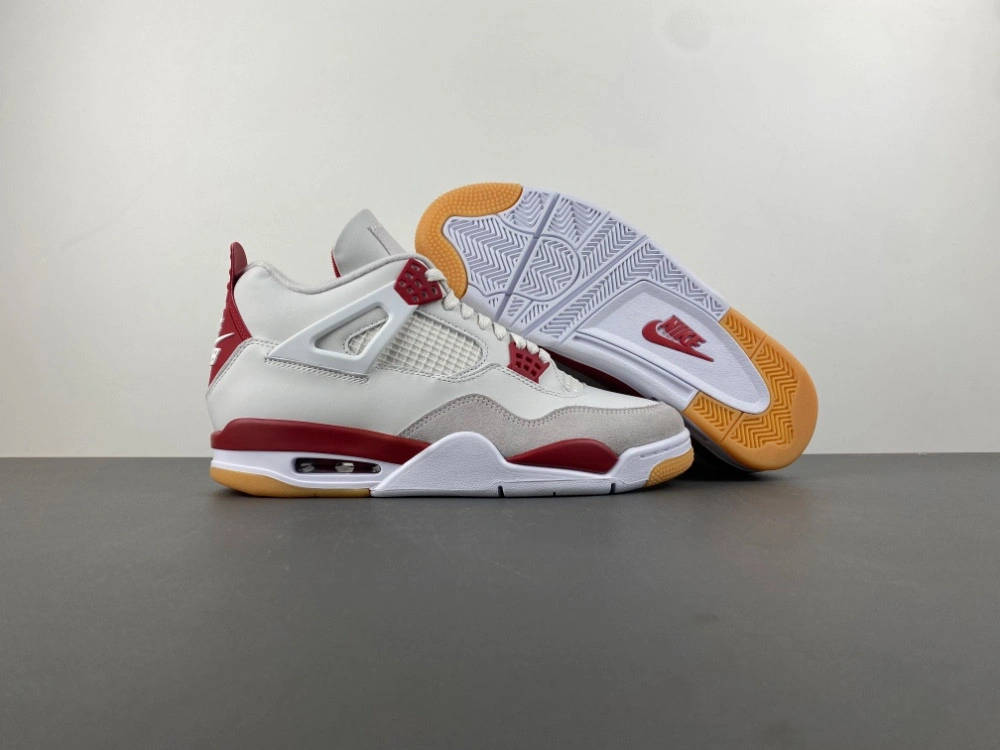 Jordan 4 Retro SB Varsity Red Men's - DR5415-106