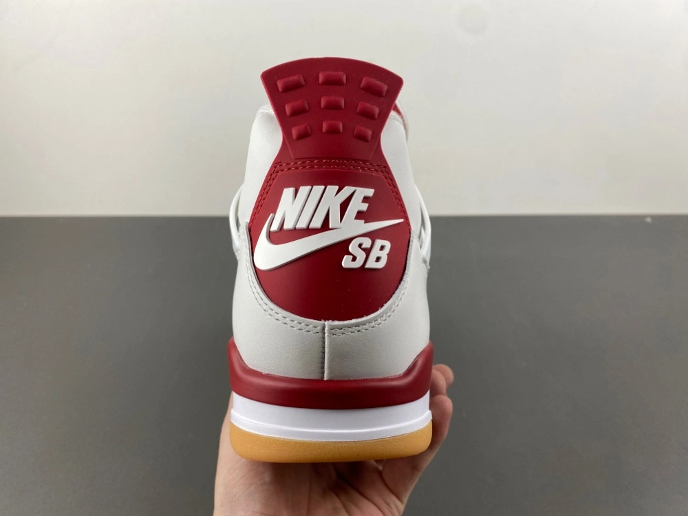 Jordan 4 Retro SB Varsity Red Men's - DR5415-106