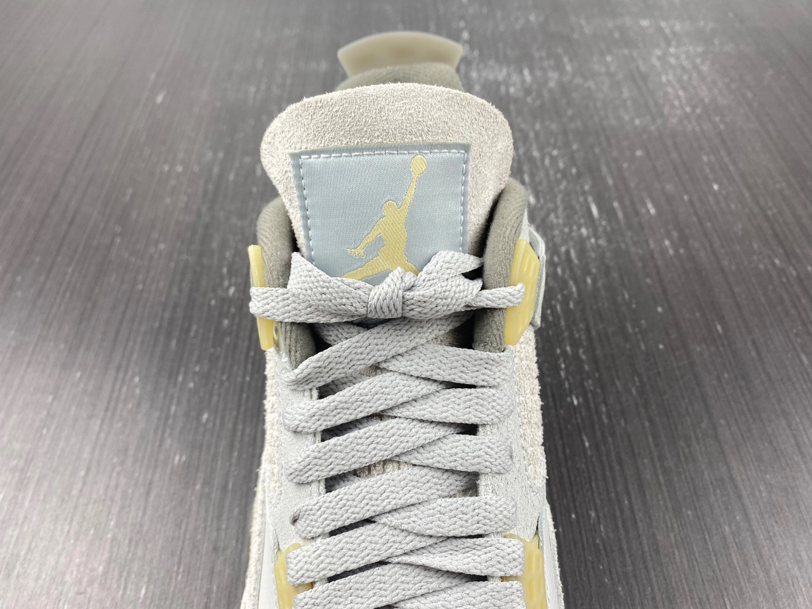 Jordan 4 Retro SE Craft Photon Dust - DV3742-021