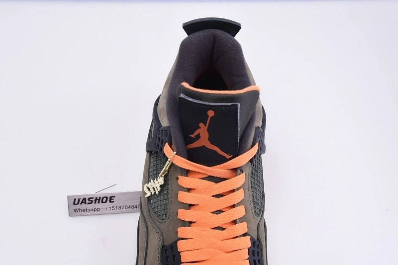 Jordan 4 RetroUN UNFTD