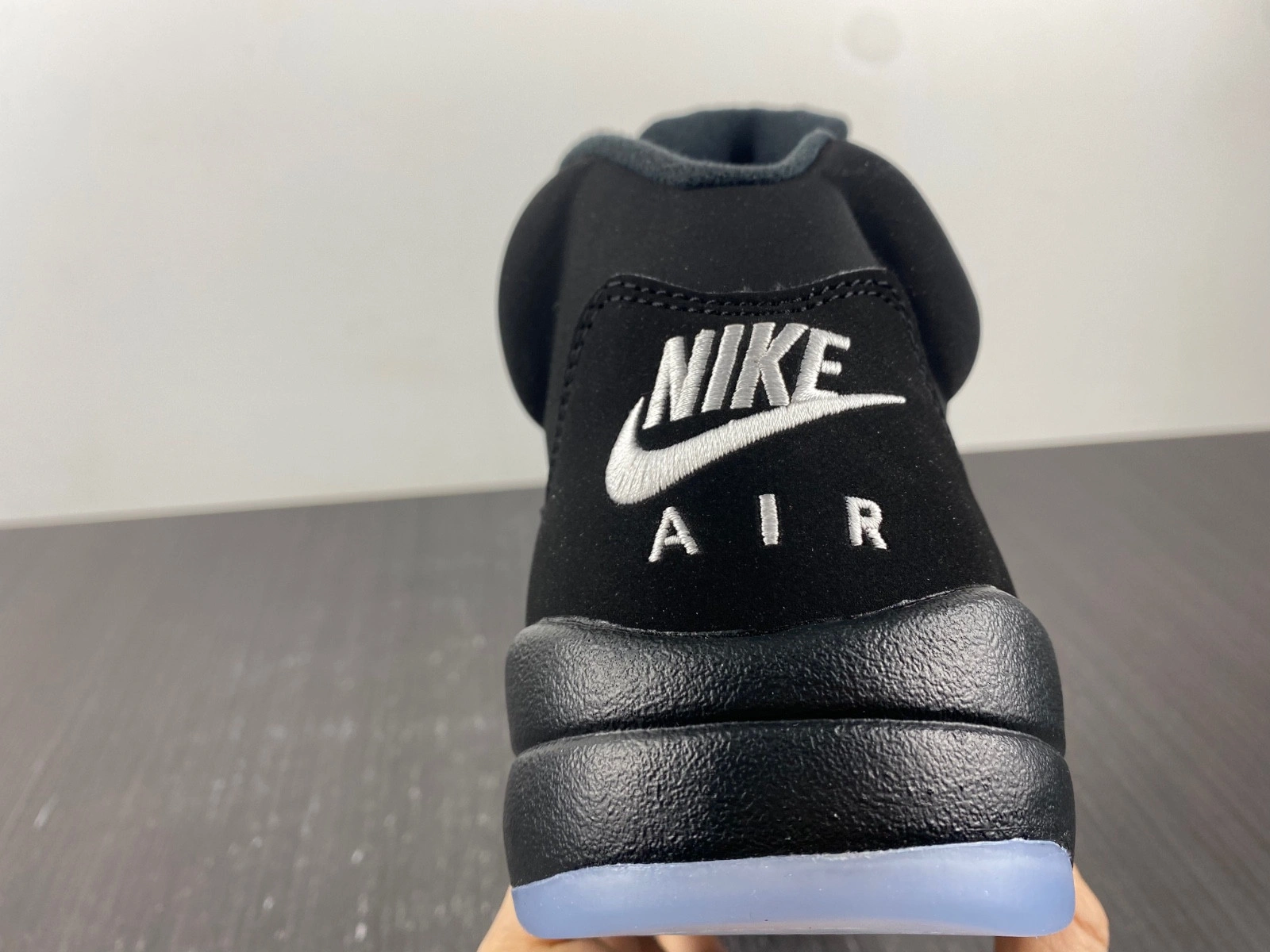 Jordan 5 Retro Black Metallic (2016) - 845035-003