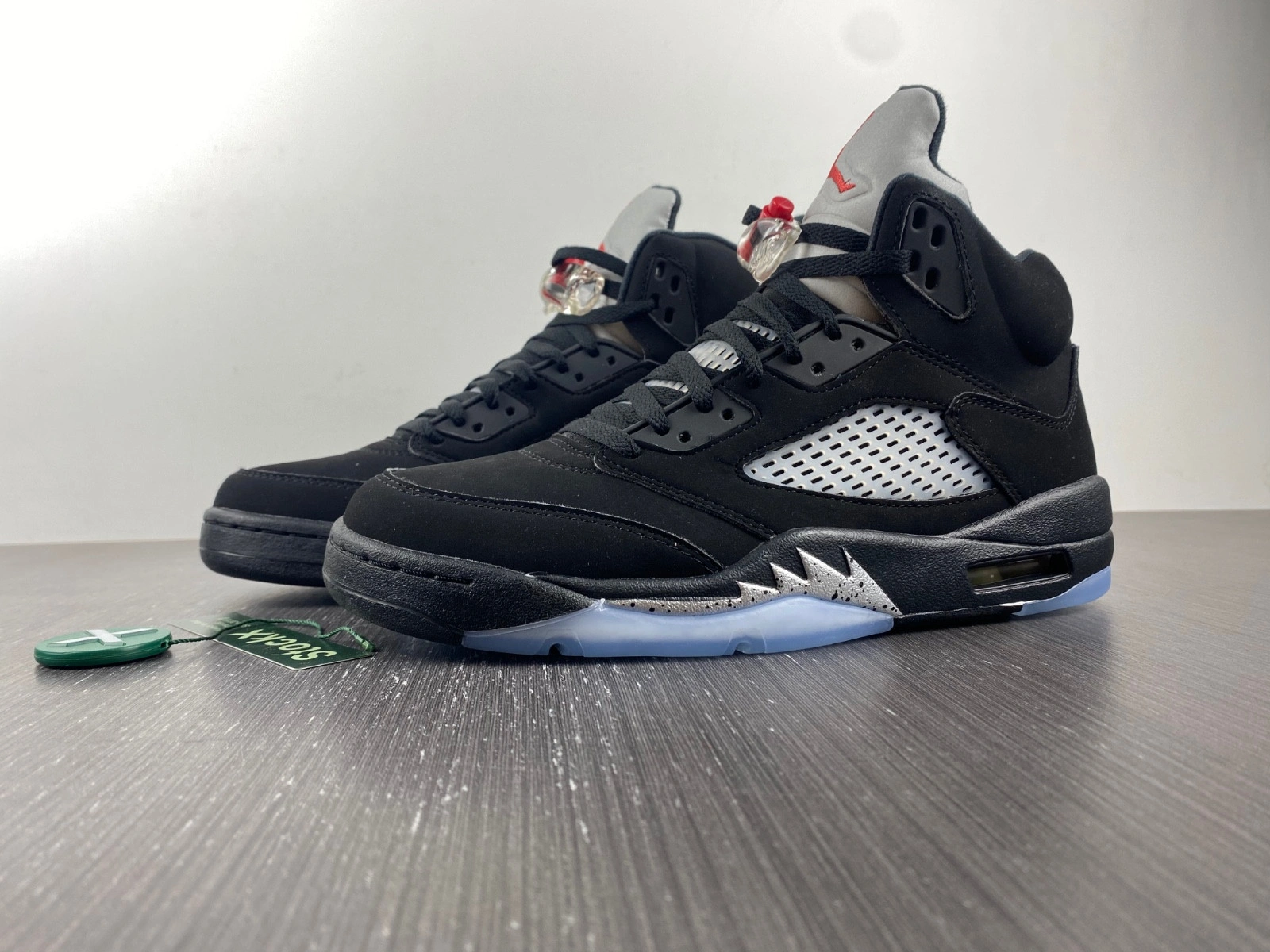 Jordan 5 Retro Black Metallic (2016) - 845035-003