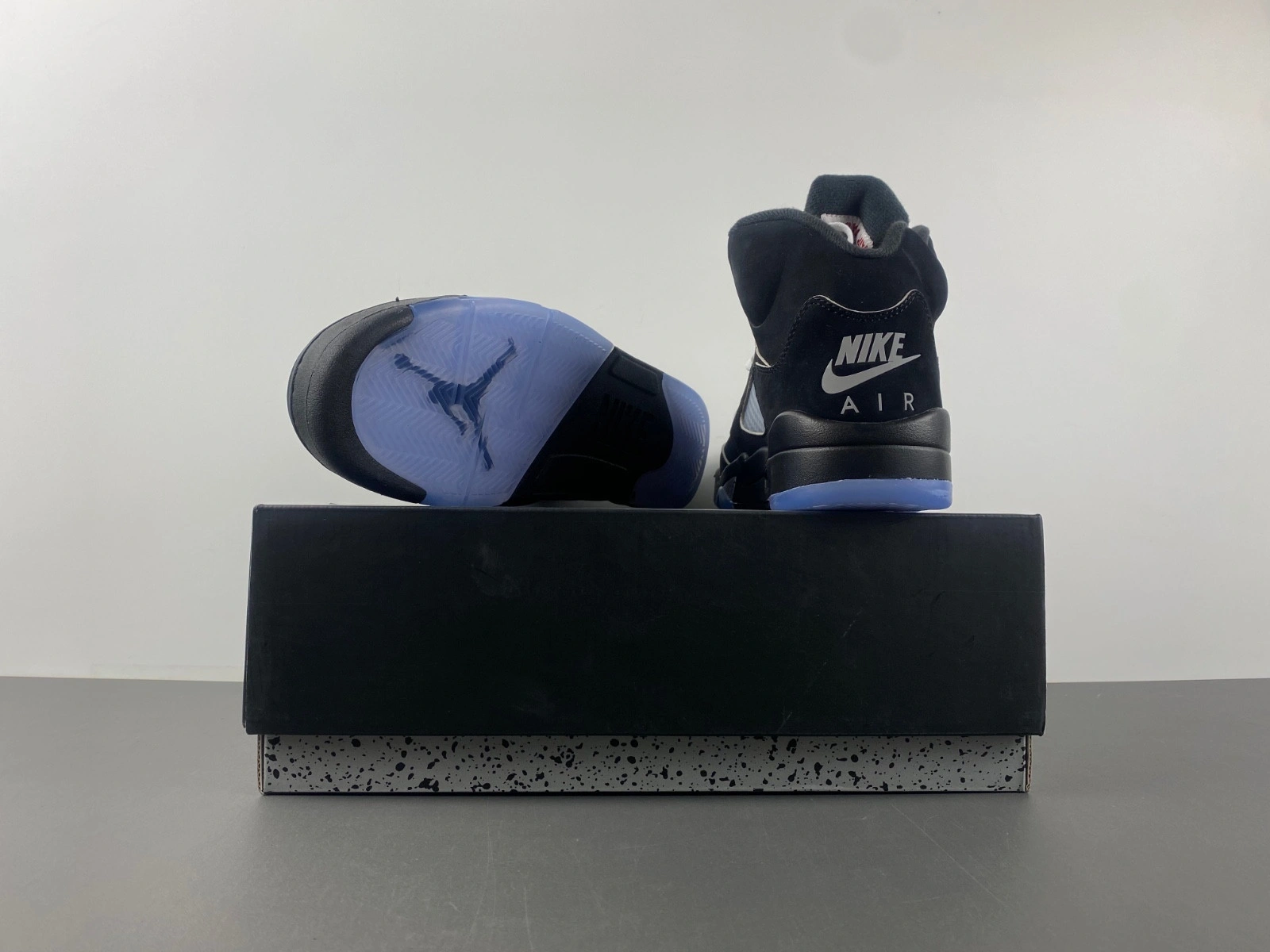 Jordan 5 Retro OG Black Metallic Reimagined  HF3975-001