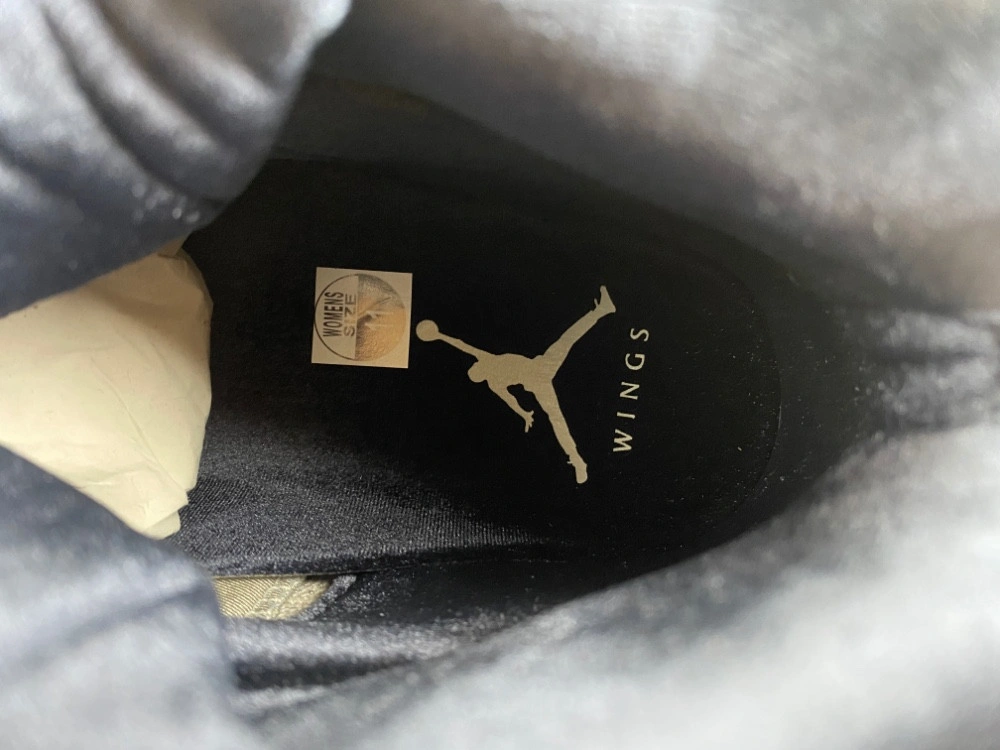Jordan 5 Retro Wings (2025) (Women's)  IO2038-001