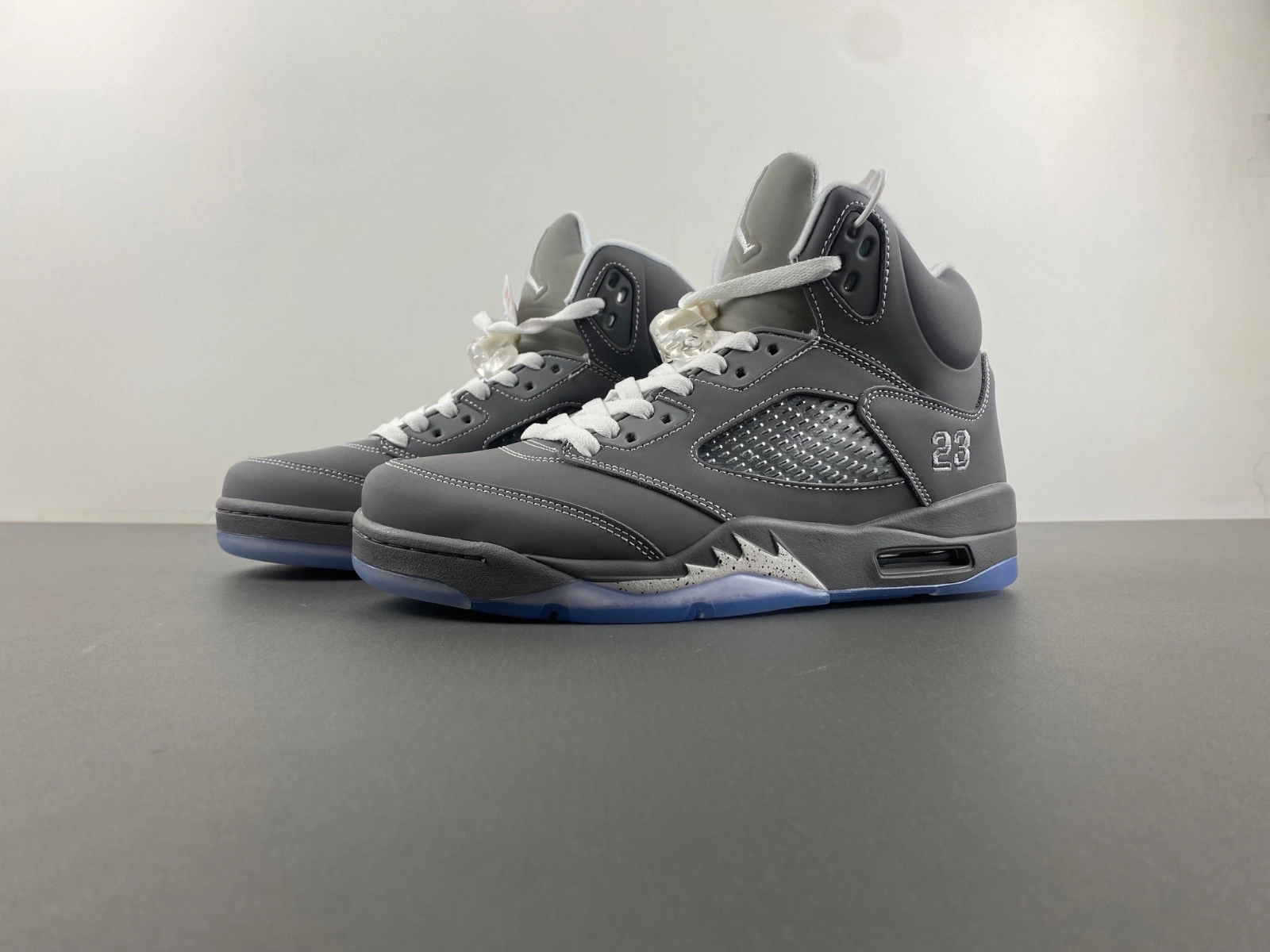 Jordan 5 Retro Wolf Grey Men's - 136027-005