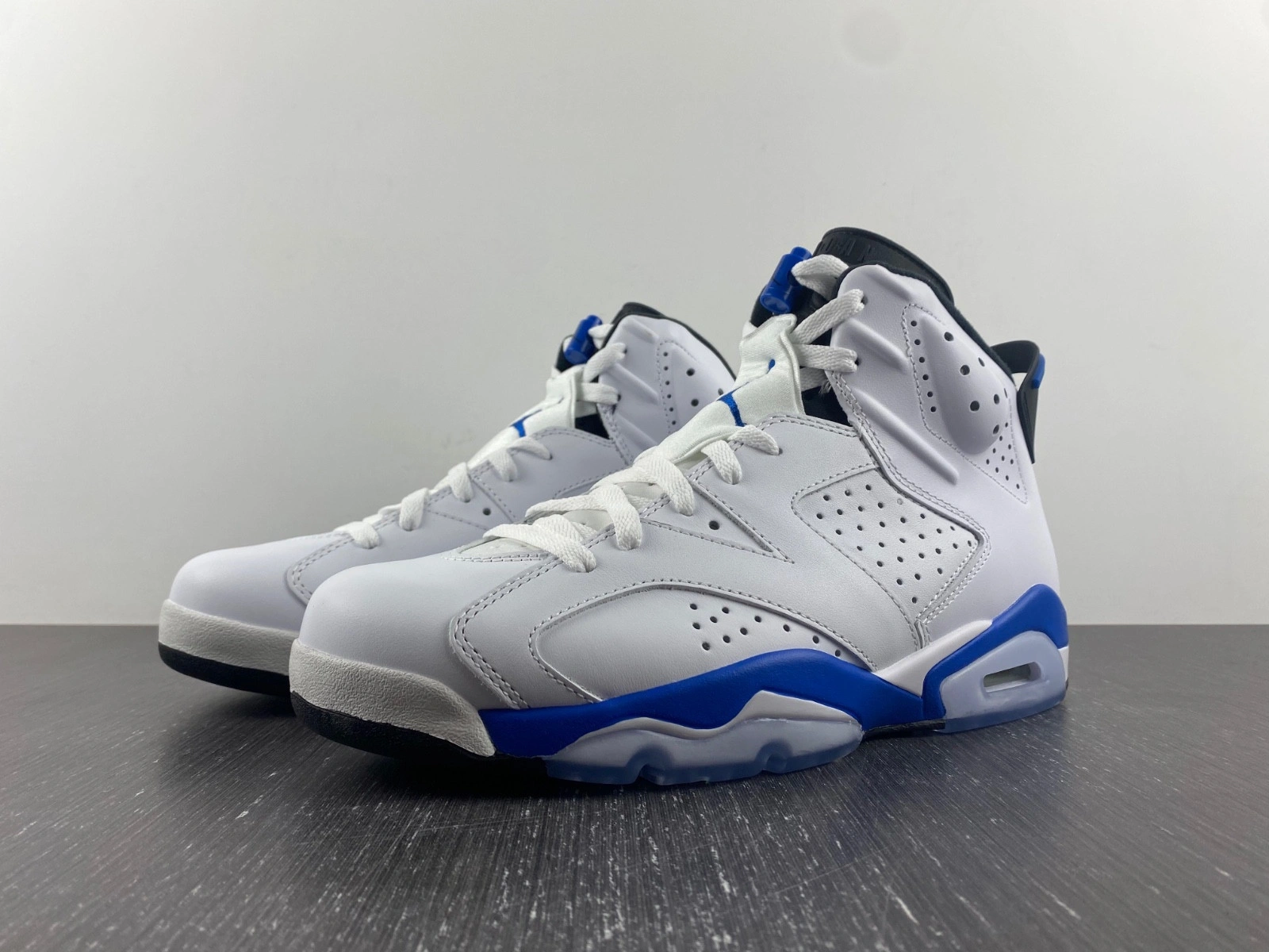 Jordan 6 Retro Sport Blue (2014) - 384664-107