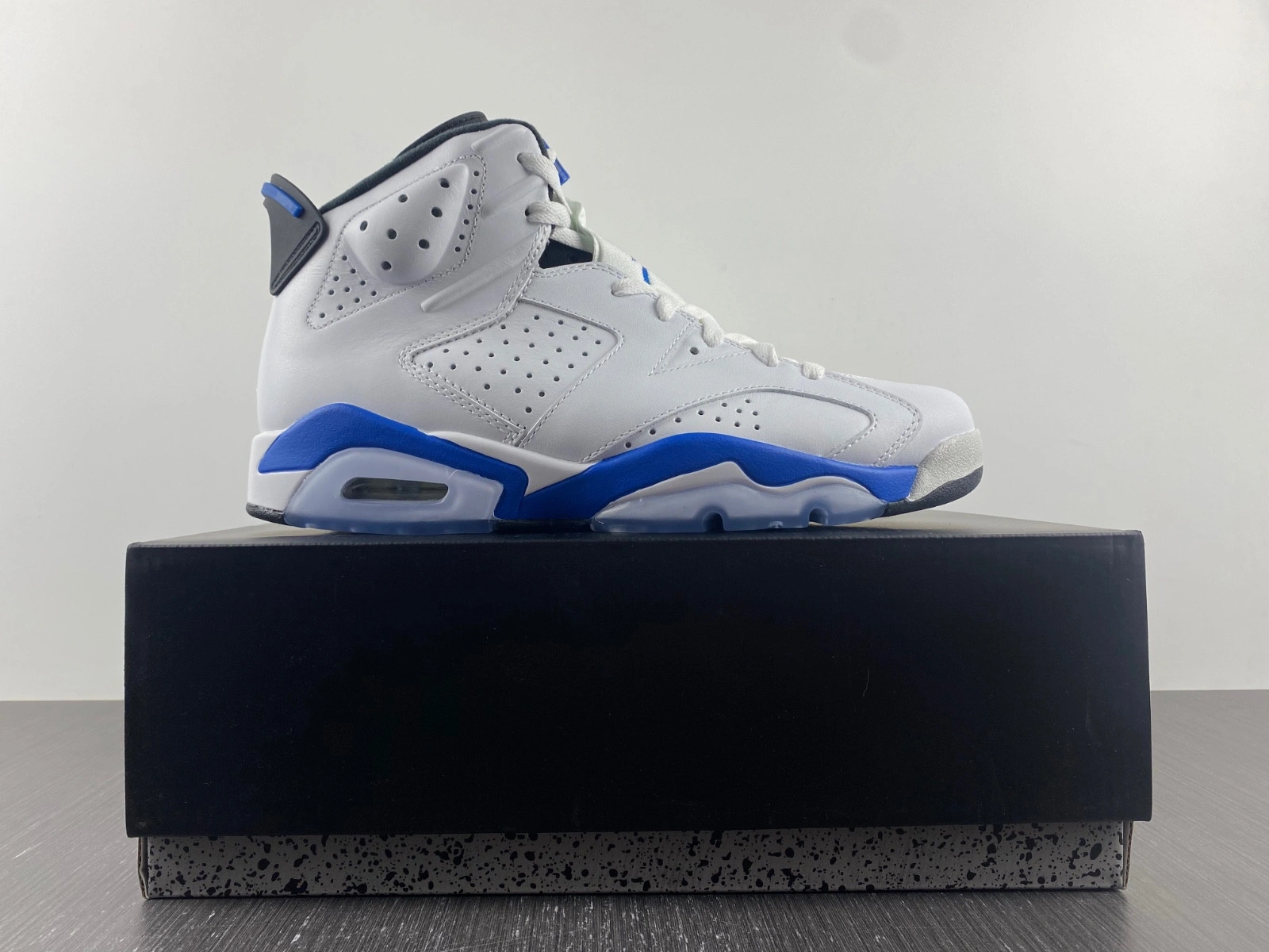 Jordan 6 Retro Sport Blue (2014) - 384664-107