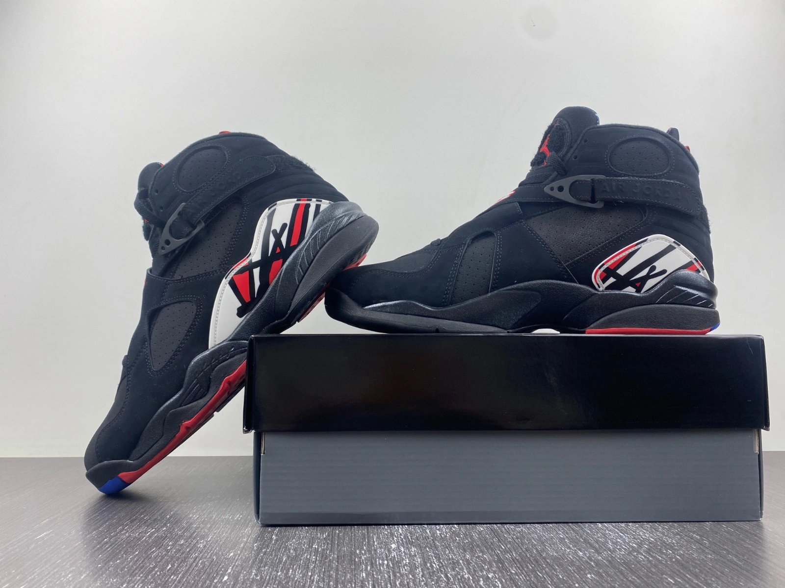 Jordan 8 Retro Playoffs (2023) Men's - 305381-062