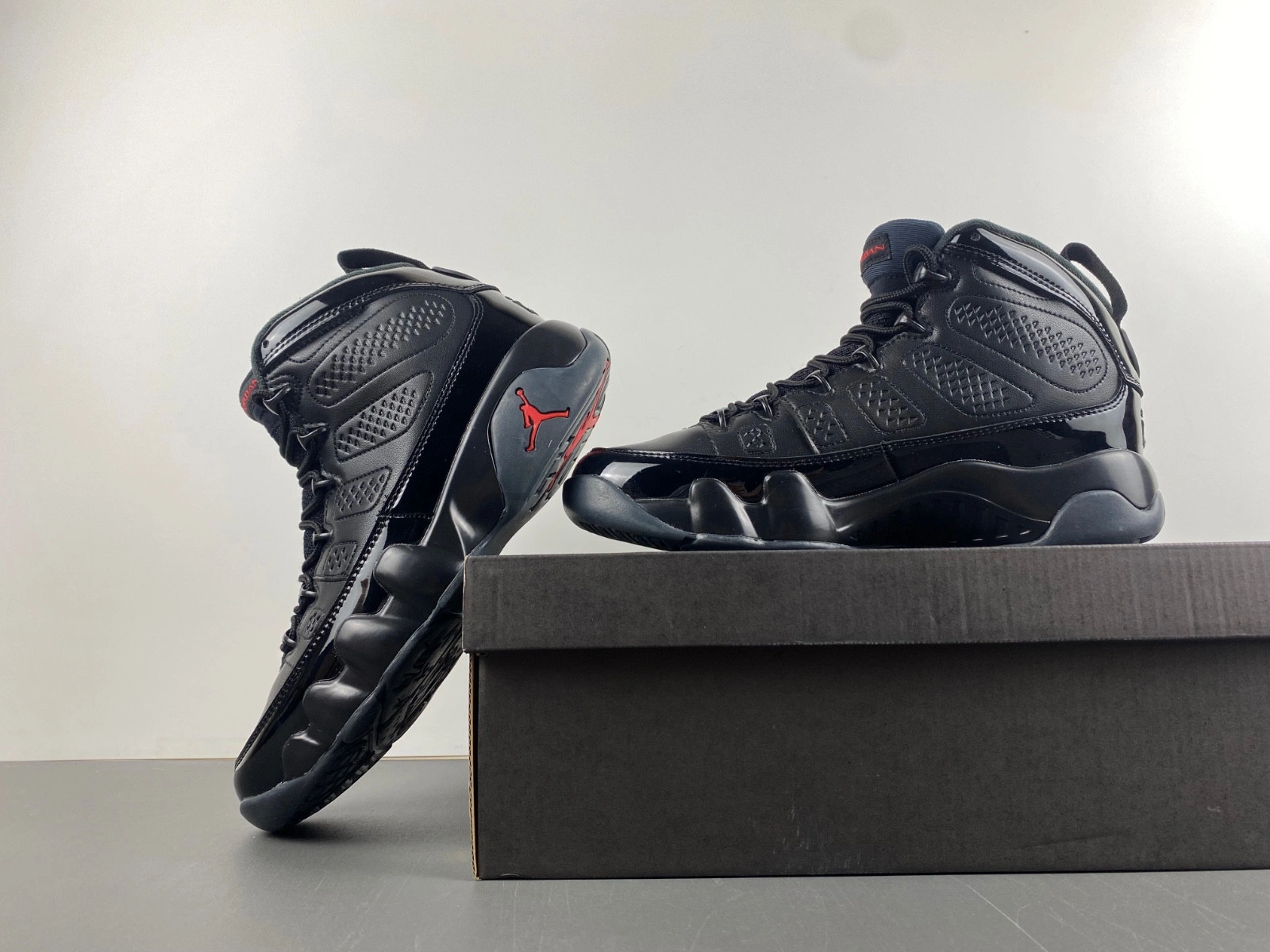 Jordan 9 Retro Bred Patent Men's - 302370-014