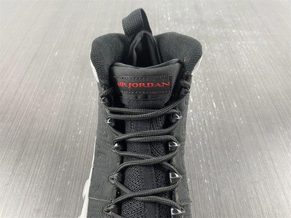 Jordan 9 Retro Particle Grey - CT8019-060