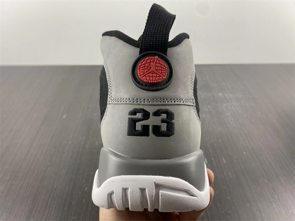 Jordan 9 Retro Particle Grey - CT8019-060