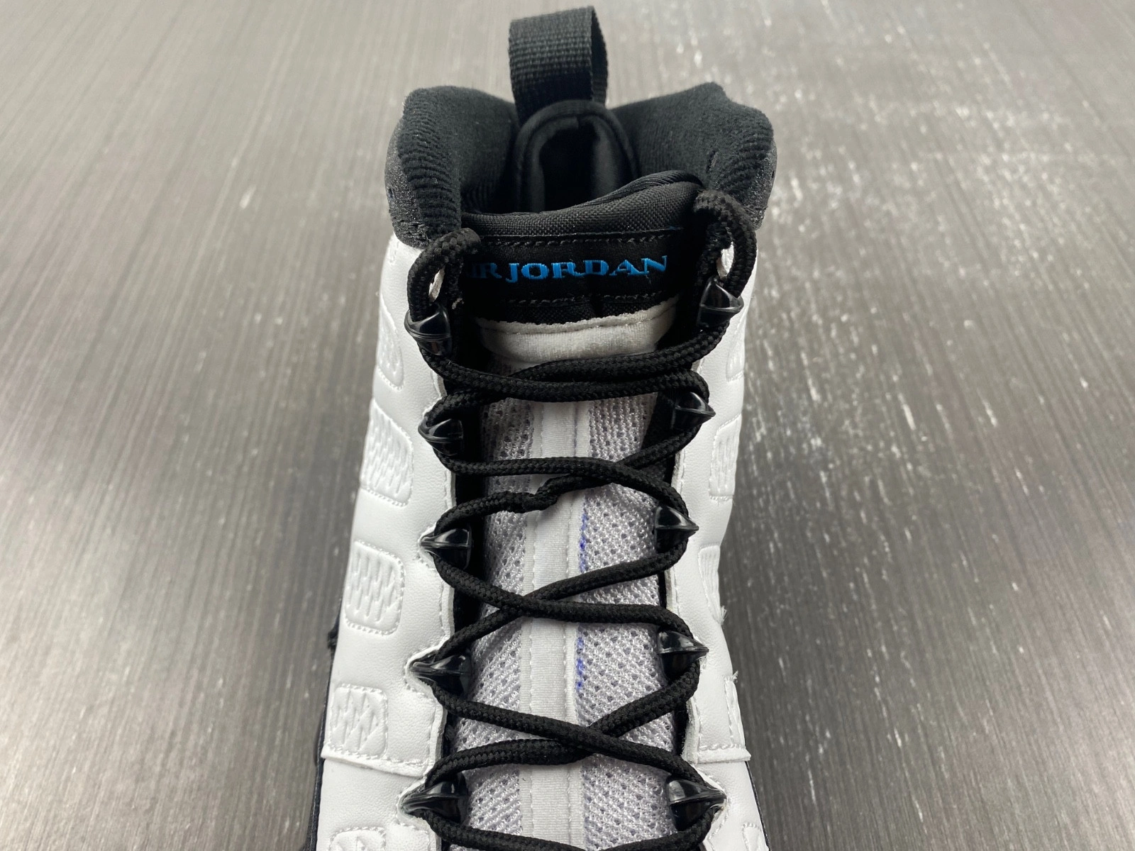 Jordan 9 Retro University Blue - CT8019-140