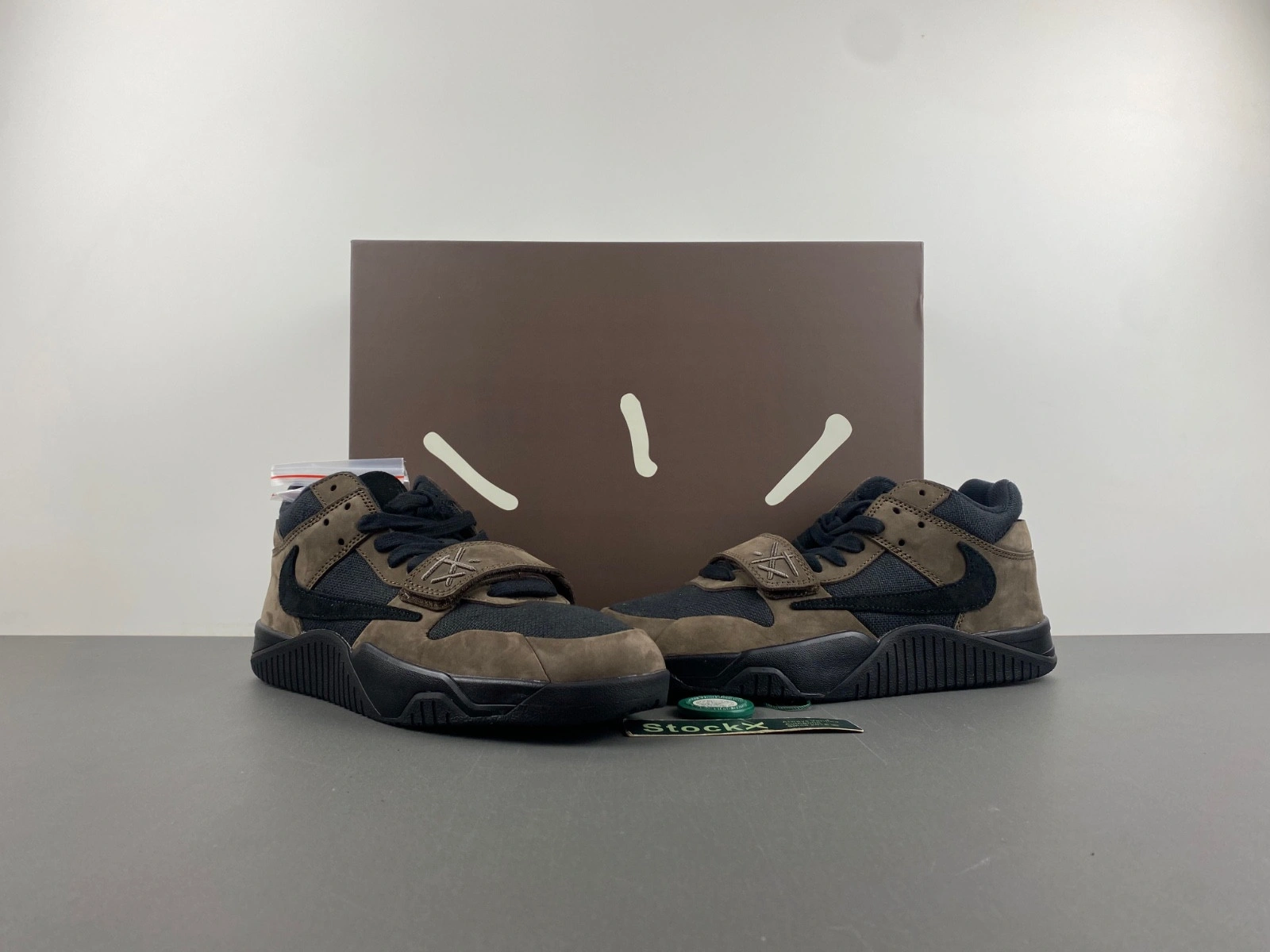 Jordan Jumpman Jack TR Trainer Taupe Haze FZ8117-204