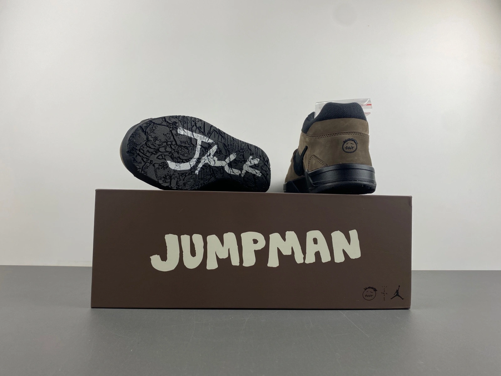 Jordan Jumpman Jack TR Trainer Taupe Haze FZ8117-204