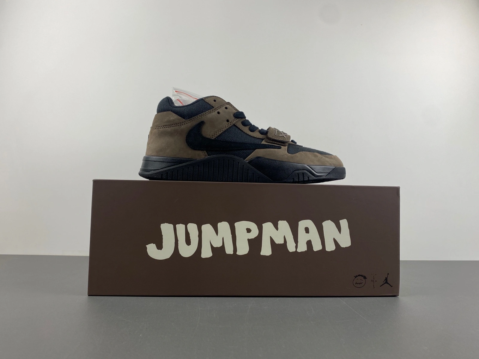 Jordan Jumpman Jack TR Trainer Taupe Haze FZ8117-204