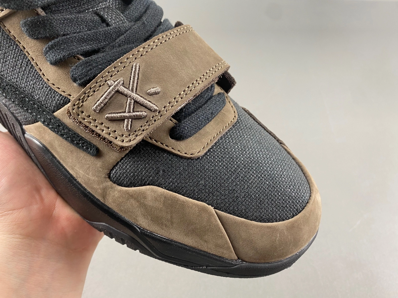 Jordan Jumpman Jack TR Trainer Taupe Haze FZ8117-204