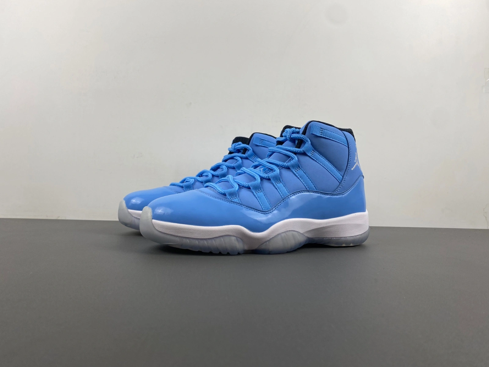 Jordan Ultimate Gift of Flight (11 29) - 717602-900