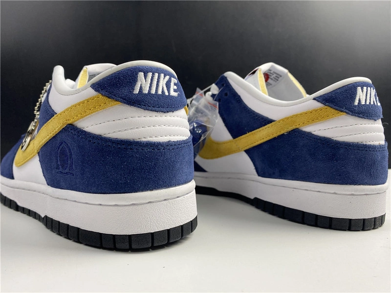 Kasina x Nike Dunk Low  CZ6501-100