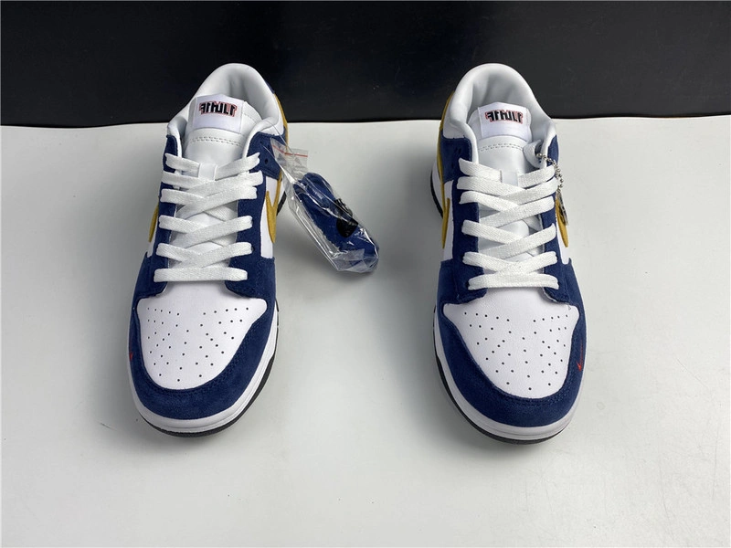 Kasina x Nike Dunk Low  CZ6501-100