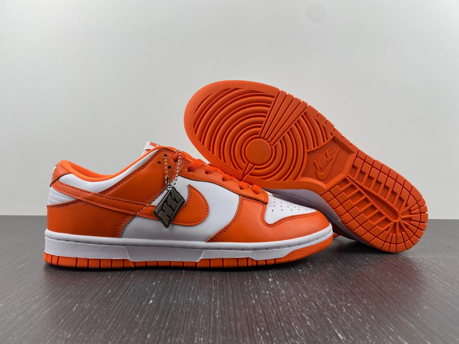 Khaki24 Nike Dunk SB low  CU1726-101