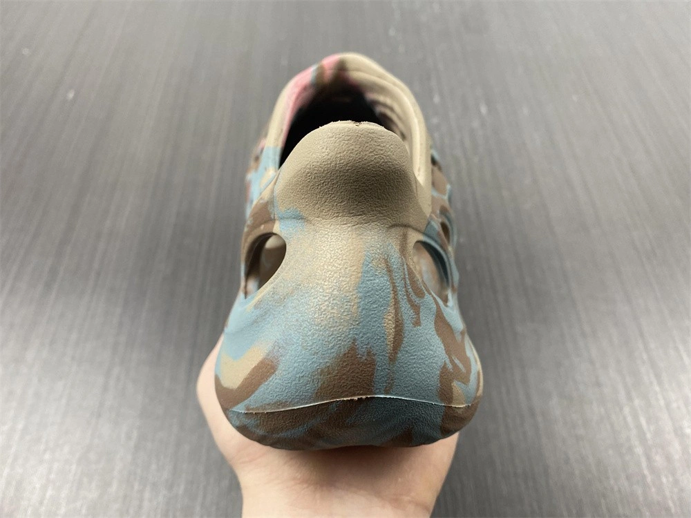 Kids Adidas Yeezy Foam Runner   KIDS GY3970